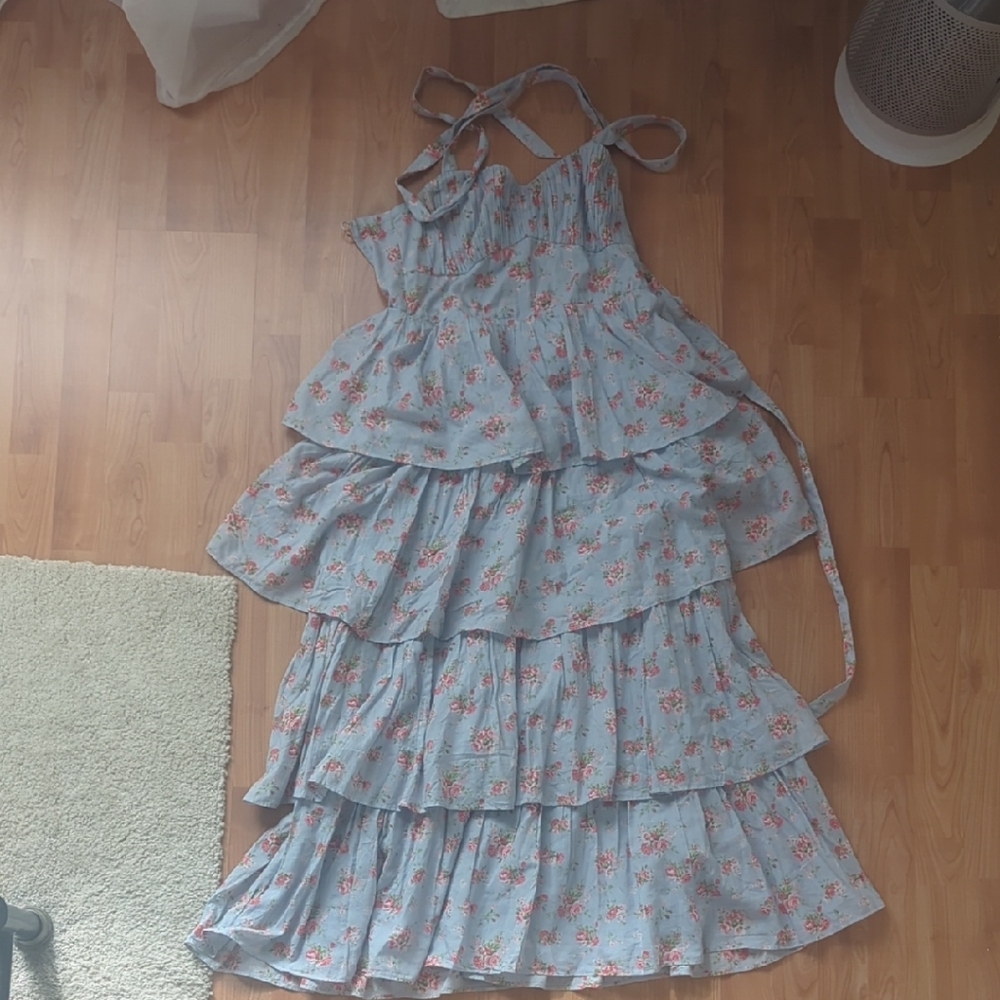 Abercrombie & Fitch blue floral Lace-Up Back Tiered Maxi Dress - NEVER BEEN WORN